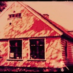 Billy Bob Thorton Buys Haunted House